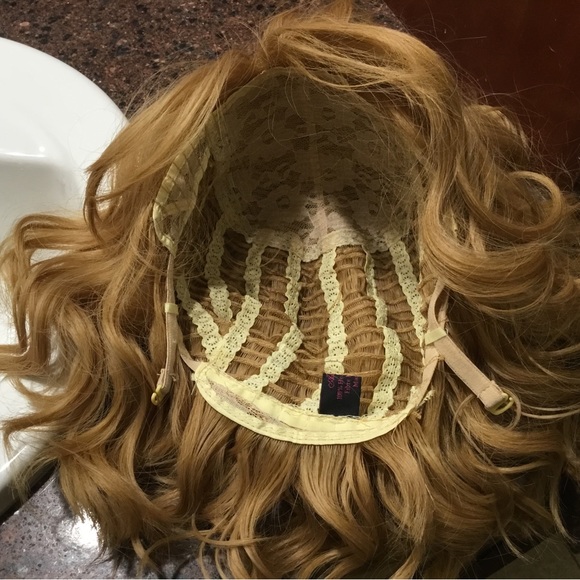 Light Sun Sand Color Anna Emma Wig - Picture 2 of 16